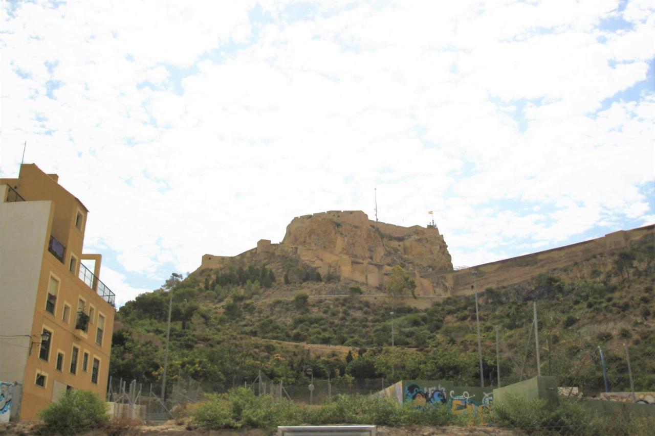 Modern Casaturis Apartment With Castle Views A131 Alicante Eksteriør billede